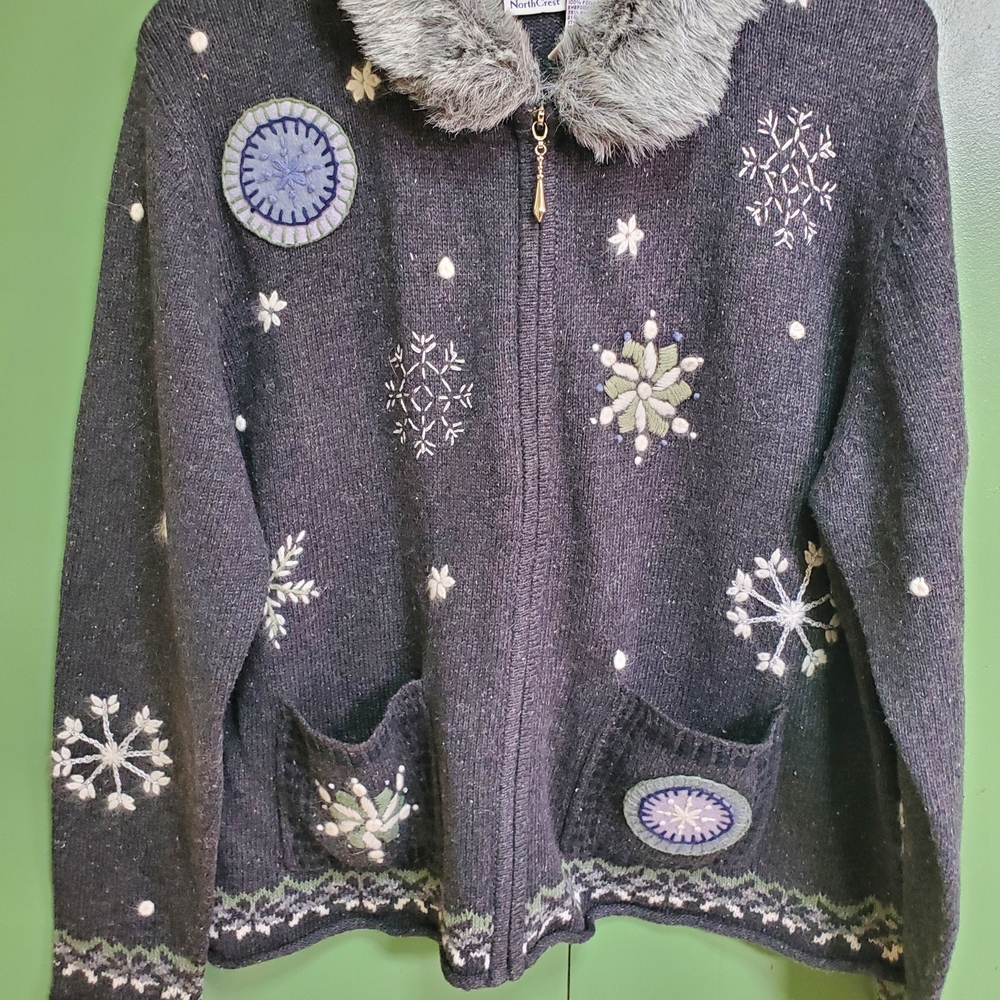 Northcrest Black and Gray Snowflake Cardigan